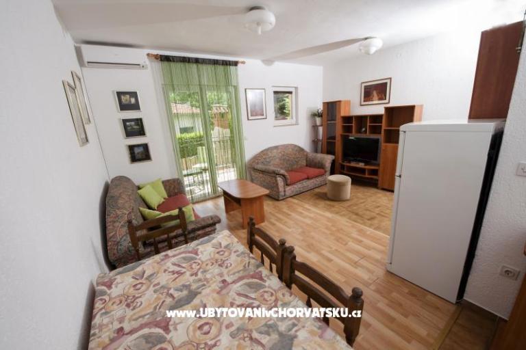 NV Club apartmani – foto 9