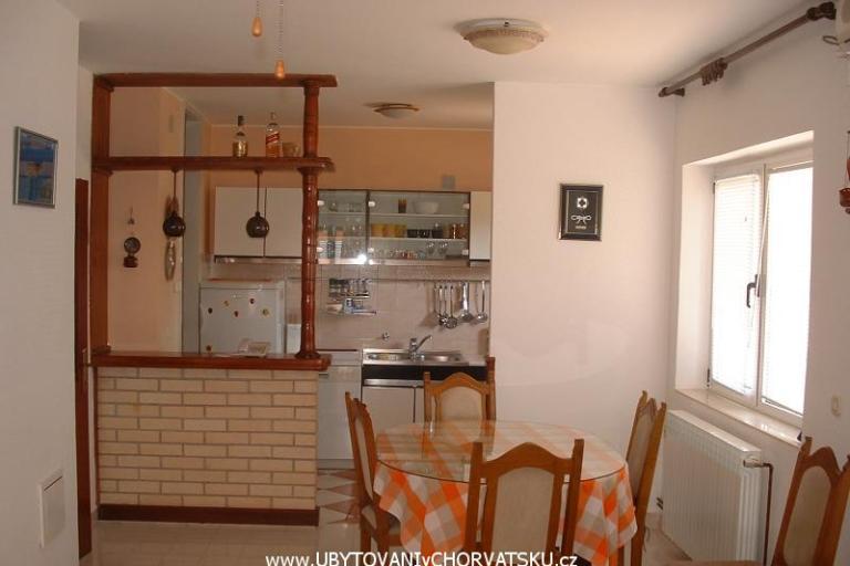 Apartman Ruzmarino – foto 4
