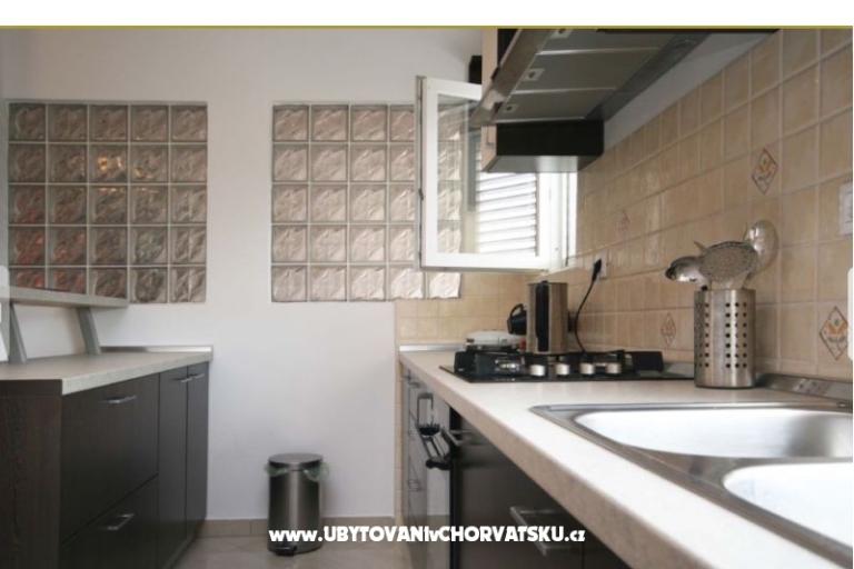 Apartmani Naomi – foto 14