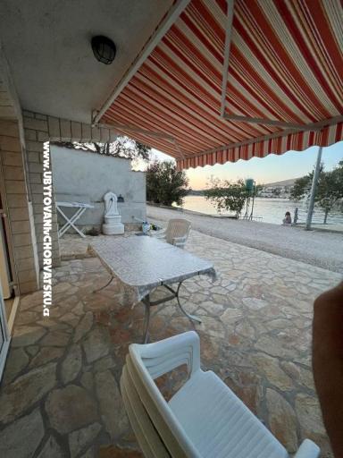 Apartmani Ena i Lora – foto 18