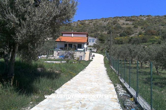 Kuća Karmela – foto 7