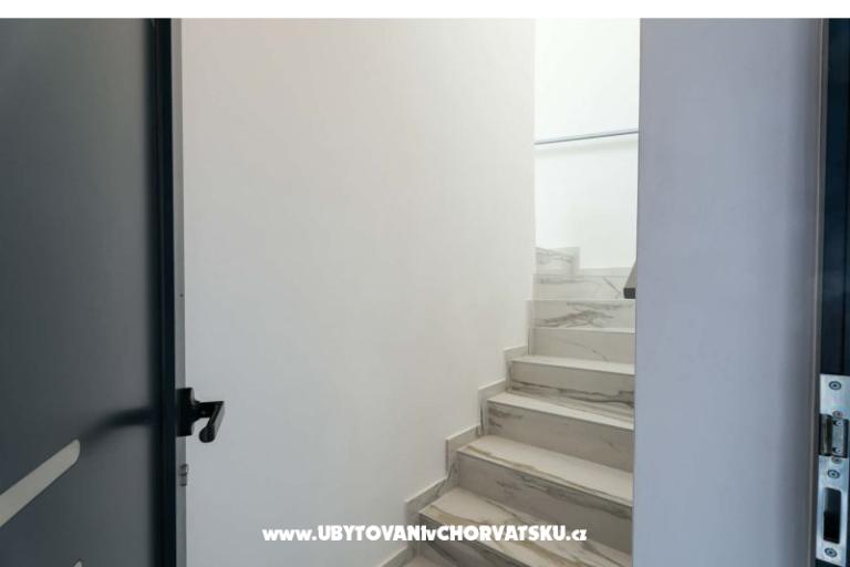 Mea Tia Boutique Seaside Apartman – foto 10