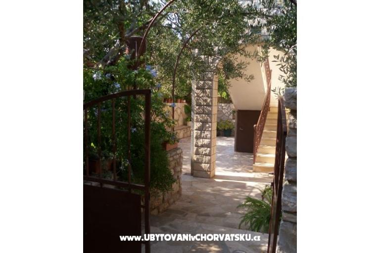 Apartmani Mario Stomorska – foto 13