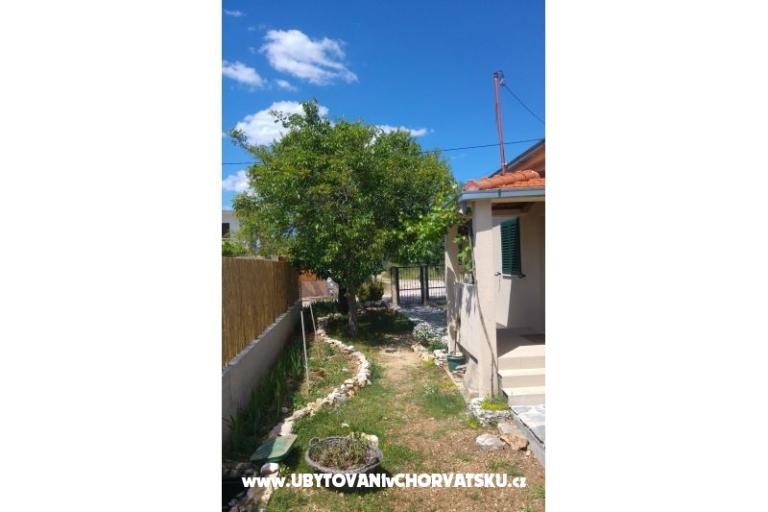 Countryside house sa bazenom – foto 13