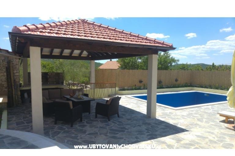 Countryside house sa bazenom – foto 5