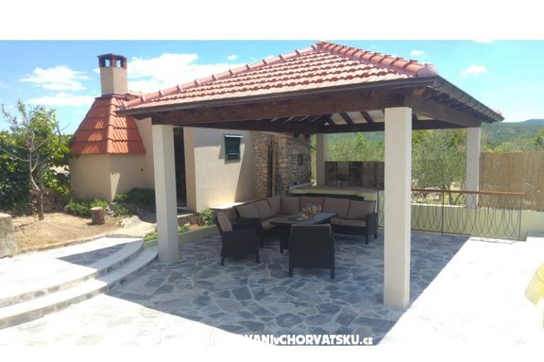 Countryside house sa bazenom – foto 6