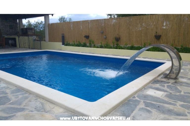 Countryside house sa bazenom – foto 9