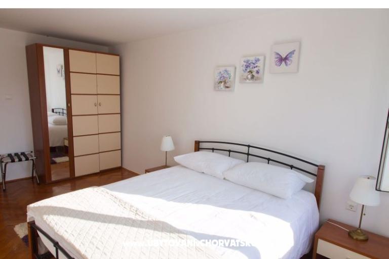 Spacious Apartman in City Center  – foto 13