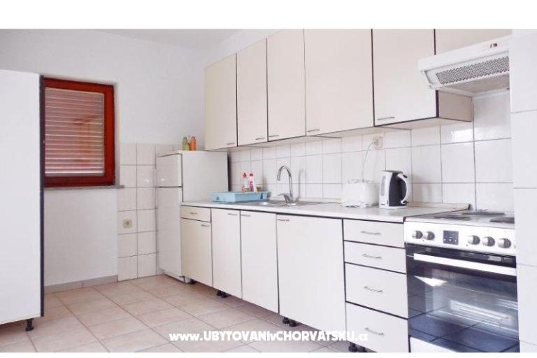 Tomo Božinović- Apartmani – foto 11