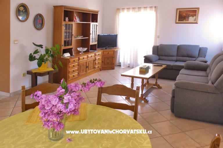Tomo Božinović- Apartmani – foto 6
