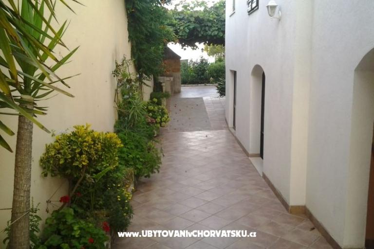 Apartmani Mratinović Sreser  – foto 16