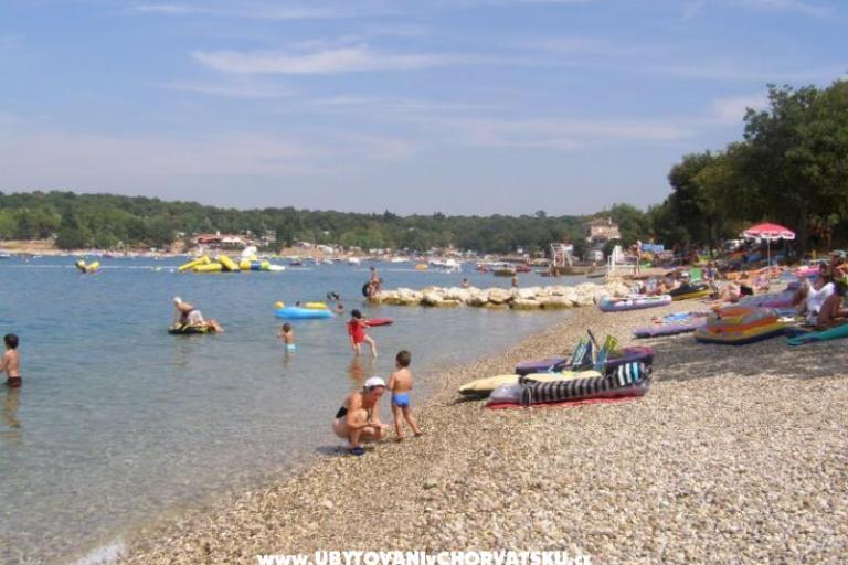 Apartmani Roviš – foto 2