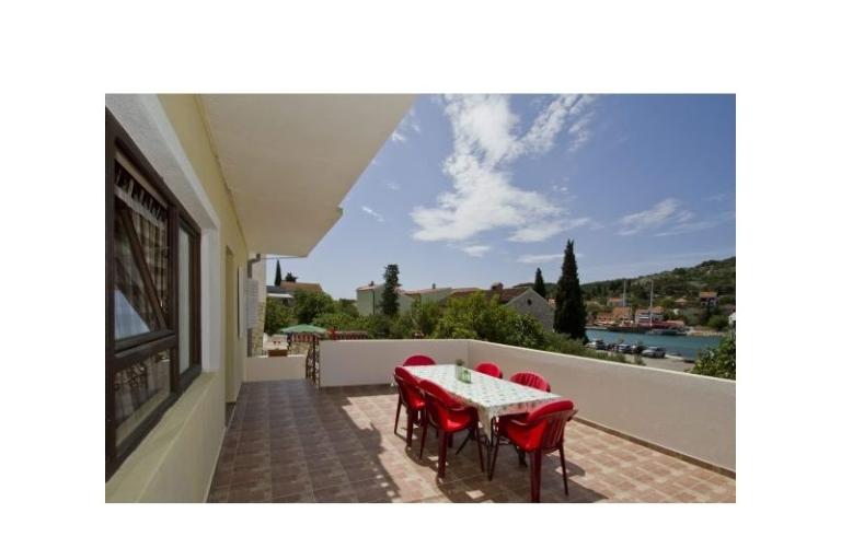 Apartmani Gomilica – foto 8