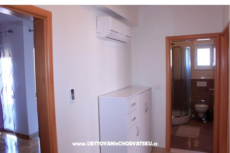 Apartman Anadina KOMFOR KRAJ PLAŽE – foto 11
