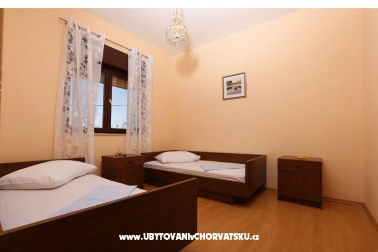 Baković - na plaži – foto 11