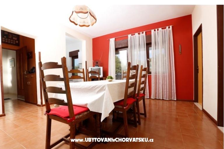 Baković - na plaži – foto 12
