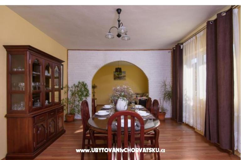 Apartmani Karmen – foto 4