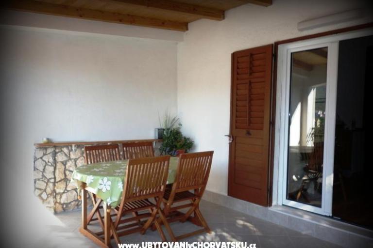 Apartmani Mare – foto 16