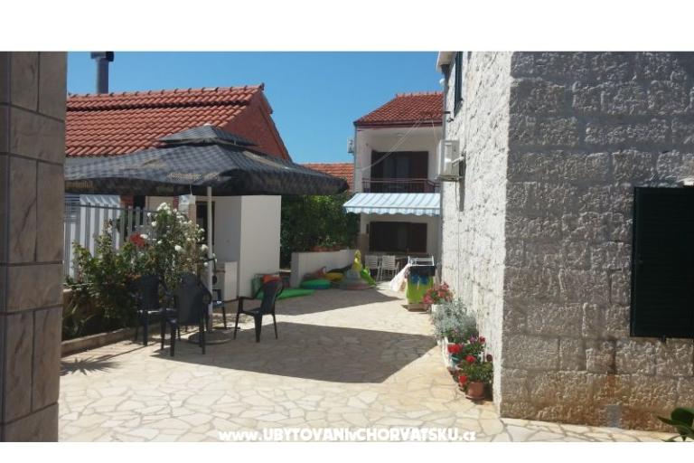 Apartmani Tri palme – foto 10