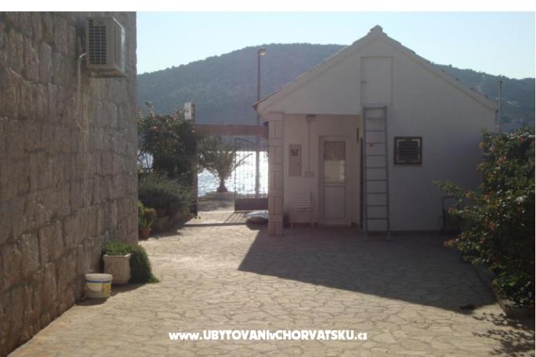 Apartmani Tri palme – foto 16
