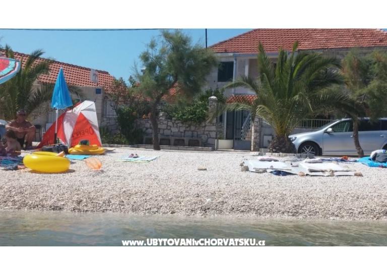 Apartmani Tri palme – foto 6