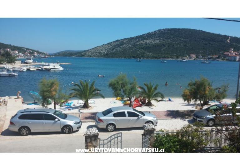 Apartmani Tri palme – foto 9