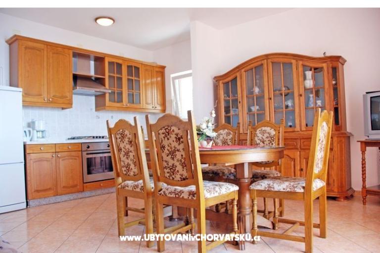 Apartmani Lucia – foto 8