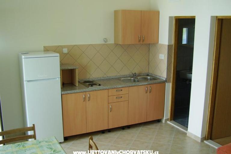 Apartmani Arbanija – foto 3