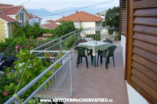 Apartmani Arbanija – foto 4