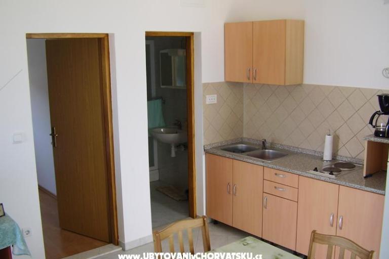 Apartmani Arbanija – foto 7