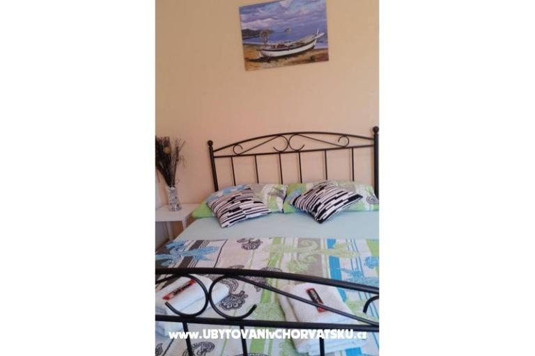 Apartmani Stone Kuća – foto 12