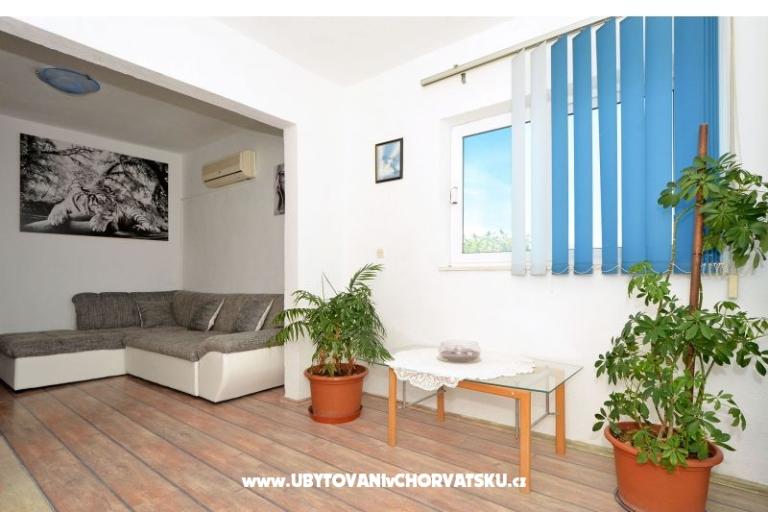 Apartman Petra Arbanija – foto 2