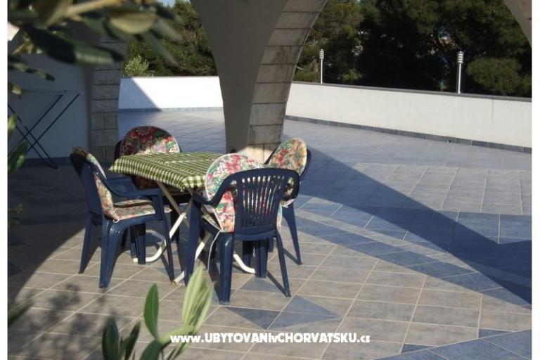 Apartmani BRANKO Seget Donji – foto 11