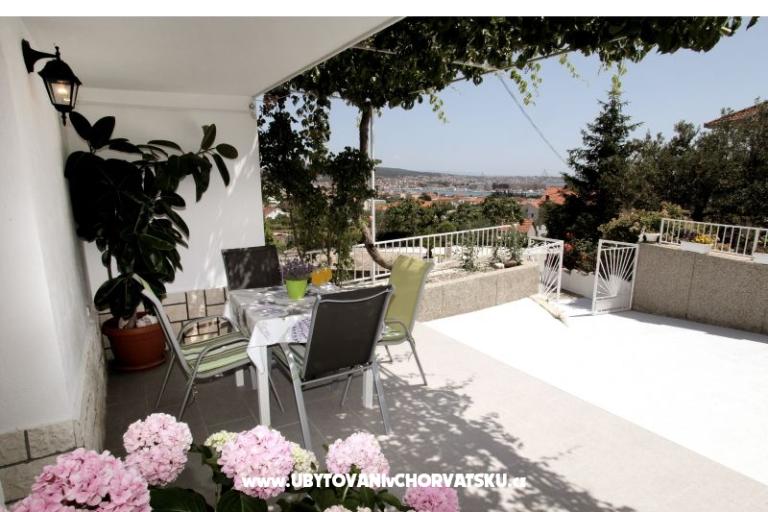 Apartmani Carmen – foto 10