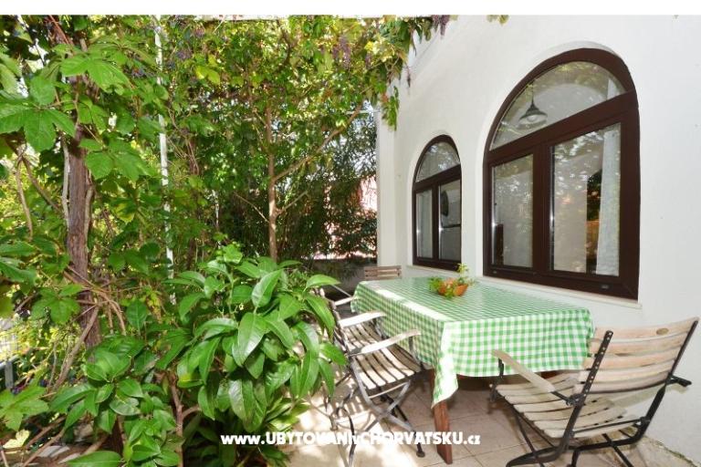 Apartmani Mary Luna – foto 8