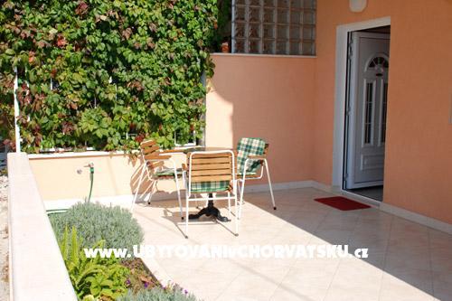 Apartmani Riva & Roza – foto 3