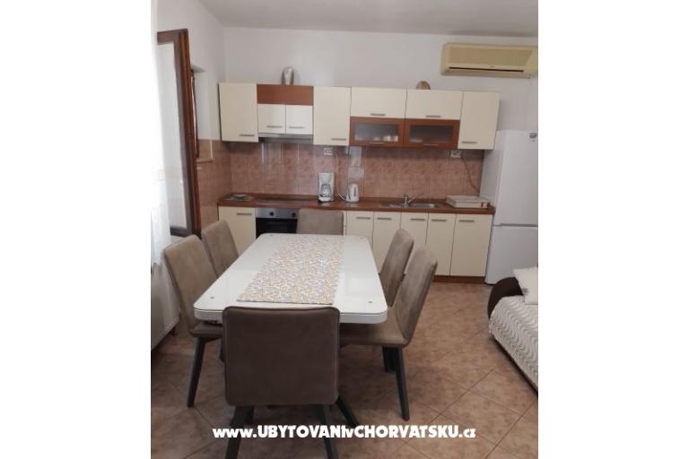 Apartmani Santic – foto 15