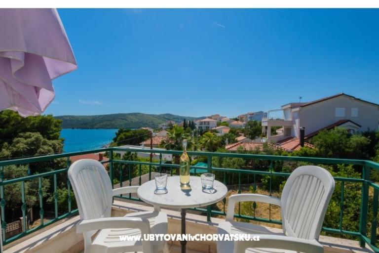 Apartmani Milović 30 m od more – foto 11