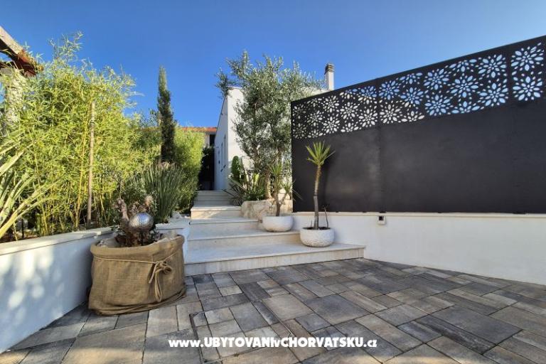 The Three Flowers Pool Kuća – foto 8