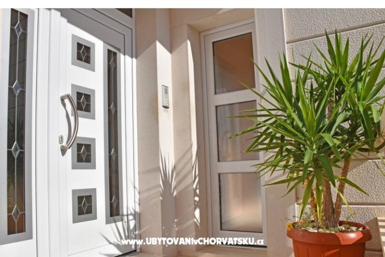 Apartmani Stone  Tučepi  – foto 9
