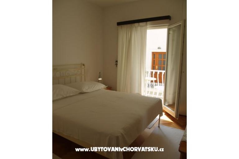 Apartmani Čobrnić Kraj 75 – foto 16