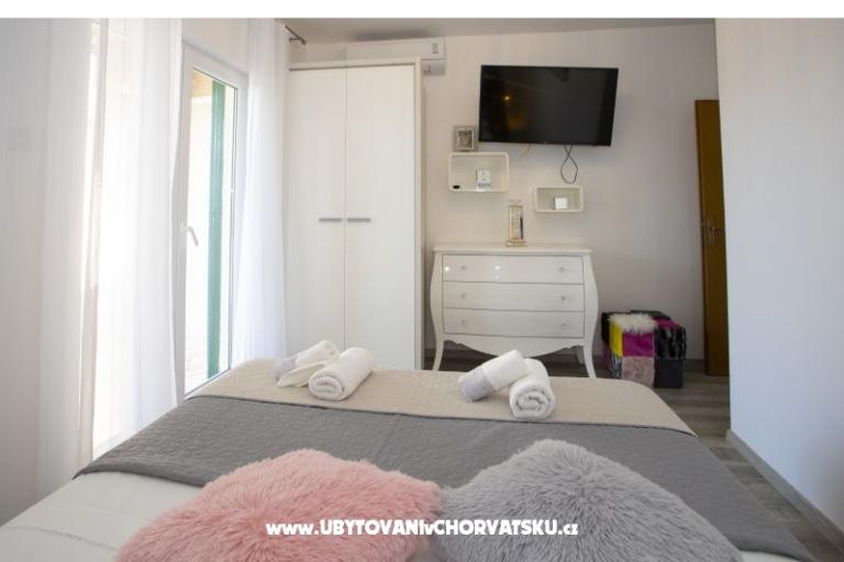 VILLA MILENKA - Apartmani Gorana – foto 13