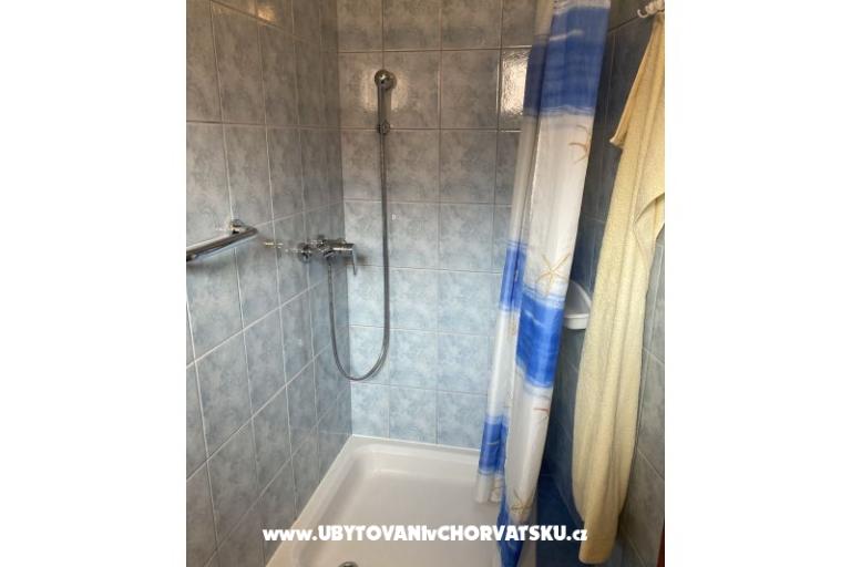 Apartmani Tri palme – foto 11