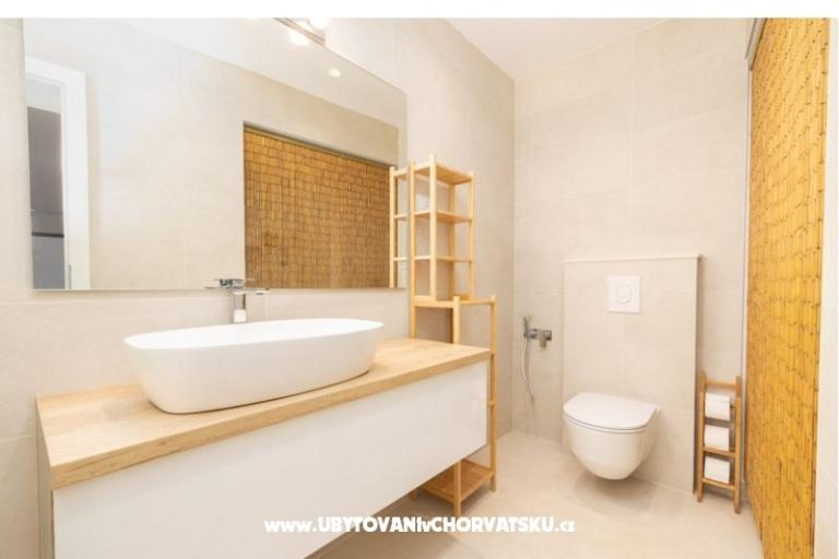 Beachfront Apartman NIVES – foto 26