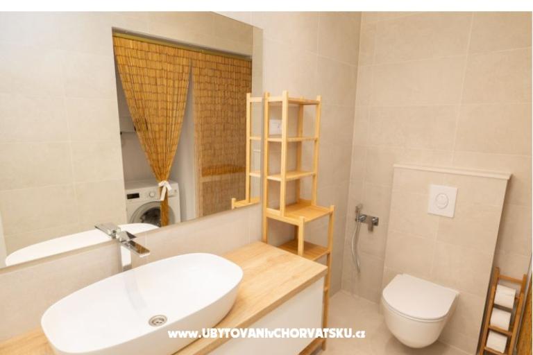 Beachfront Apartman NIVES – foto 27