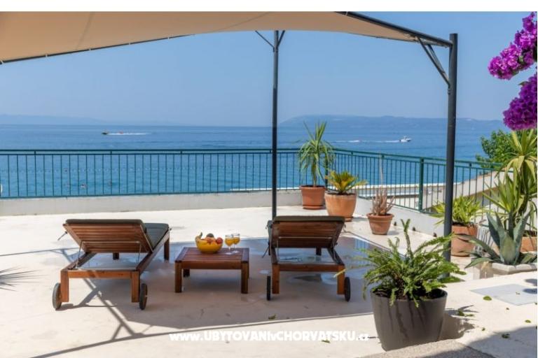 Beachfront Apartman NIVES – foto 28
