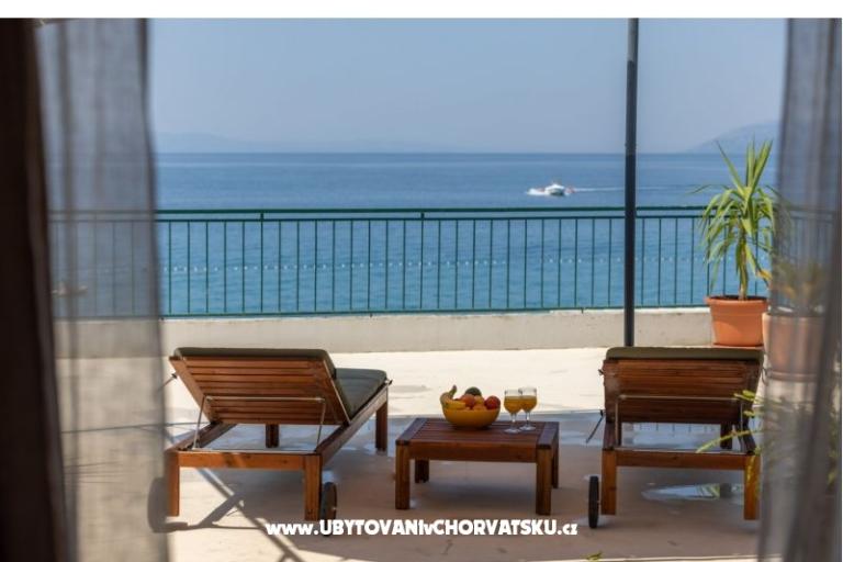 Beachfront Apartman NIVES – foto 31