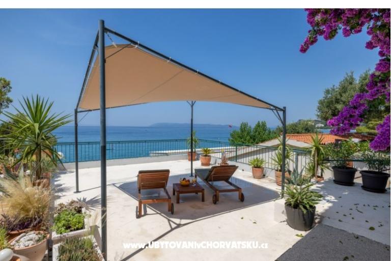 Beachfront Apartman NIVES – foto 32