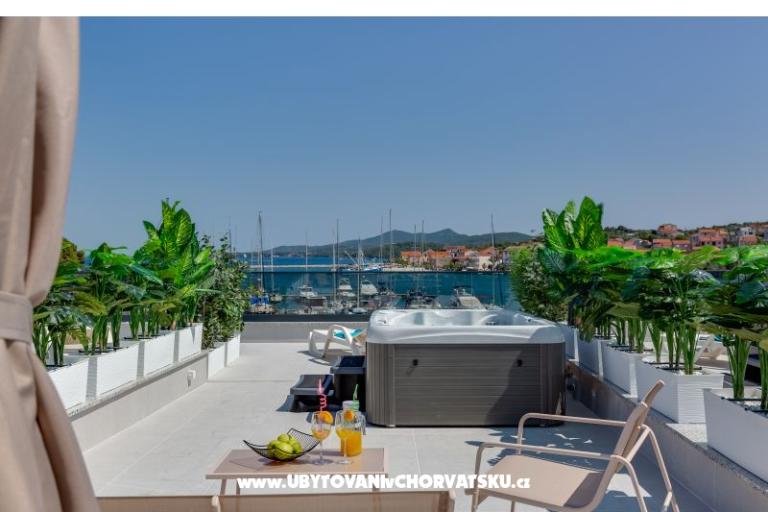 Apartmani Dora Kukljica  – foto 6