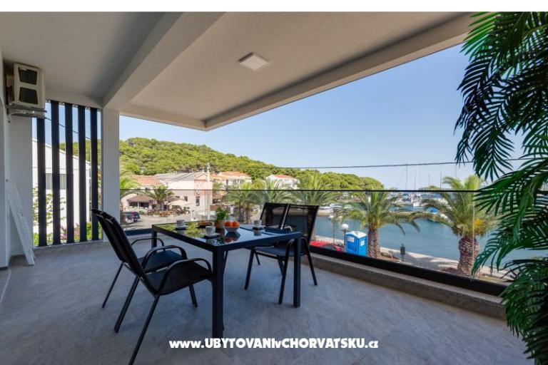 Apartmani Dora Kukljica  – foto 9